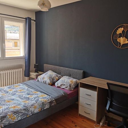 Velay cocon appartement 4 chambres avec vue sur les monuments Le Puy-en-Velay Extérieur photo