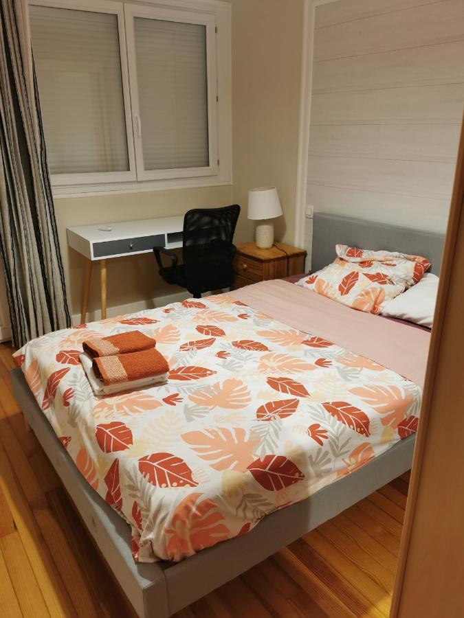 Velay cocon appartement 4 chambres avec vue sur les monuments Le Puy-en-Velay Extérieur photo
